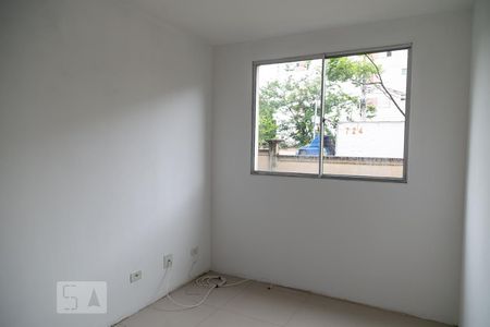 Sala de apartamento para alugar com 2 quartos, 55m² em Água Chata, Guarulhos