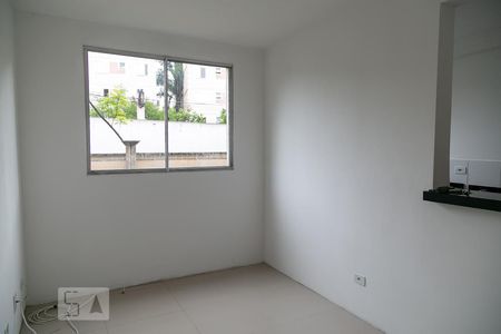 Sala de apartamento para alugar com 2 quartos, 55m² em Água Chata, Guarulhos