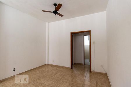 Sala de kitnet/studio à venda com 1 quarto, 35m² em Centro, Rio de Janeiro