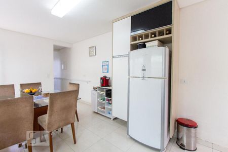 Cozinha de casa à venda com 3 quartos, 160m² em Km 18, Osasco