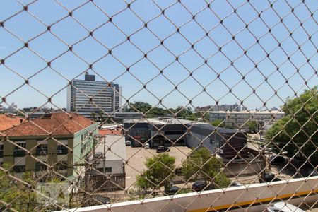 Vista da Sala de apartamento para alugar com 3 quartos, 95m² em Vila Ipiranga, Porto Alegre