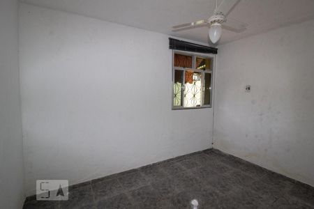 Quarto  de casa para alugar com 3 quartos, 150m² em Saracuruna, Duque de Caxias