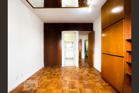 Quarto 2 - Armários de apartamento à venda com 4 quartos, 110m² em Vila Mariana, São Paulo