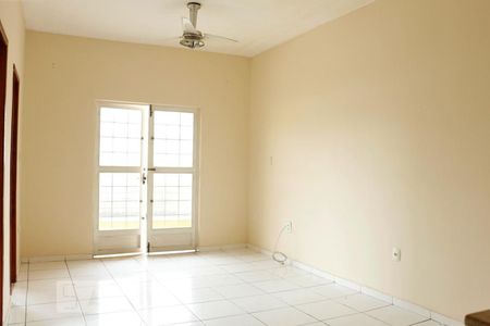 Sala de casa para alugar com 2 quartos, 80m² em Madureira, Rio de Janeiro