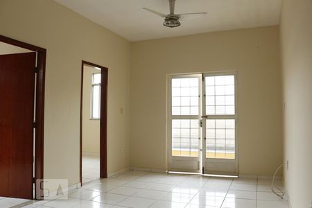 Sala de casa para alugar com 2 quartos, 80m² em Madureira, Rio de Janeiro