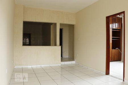 Sala de casa para alugar com 2 quartos, 80m² em Madureira, Rio de Janeiro