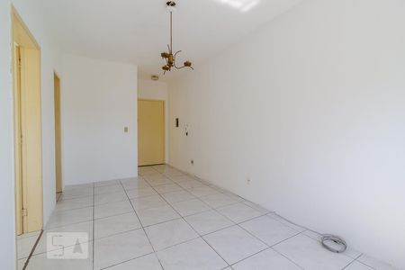Sala de apartamento para alugar com 1 quarto, 59m² em Partenon, Porto Alegre