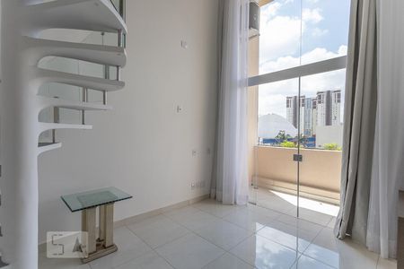 Sala de kitnet/studio para alugar com 1 quarto, 39m² em Barra Funda, São Paulo