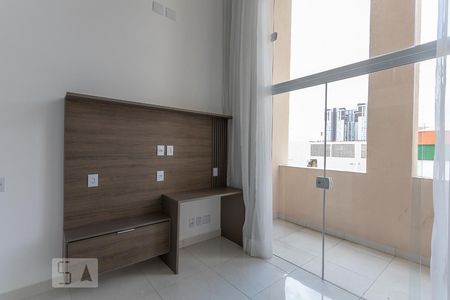 Sala de kitnet/studio para alugar com 1 quarto, 35m² em Barra Funda, São Paulo