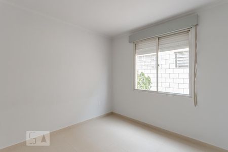 Quarto 1 de apartamento para alugar com 2 quartos, 83m² em Santa Maria Goretti, Porto Alegre