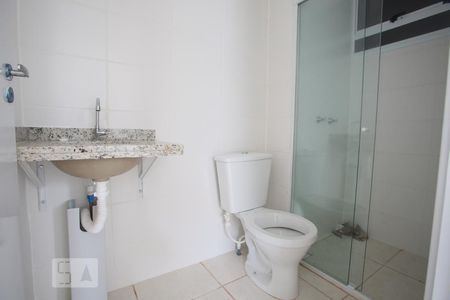 Banheiro de apartamento à venda com 2 quartos, 60m² em Curicica, Rio de Janeiro