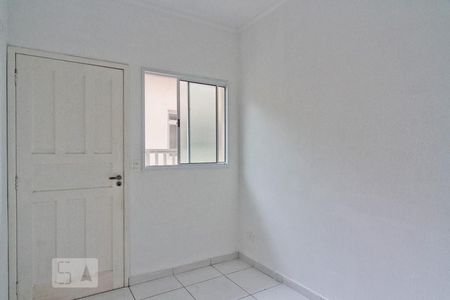 Sala de casa de condomínio para alugar com 1 quarto, 30m² em Vila Cavaton, São Paulo