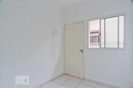 Sala de casa de condomínio para alugar com 1 quarto, 30m² em Vila Cavaton, São Paulo