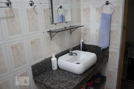Banheiro de casa para alugar com 1 quarto, 82m² em Jardim Norma, São Paulo