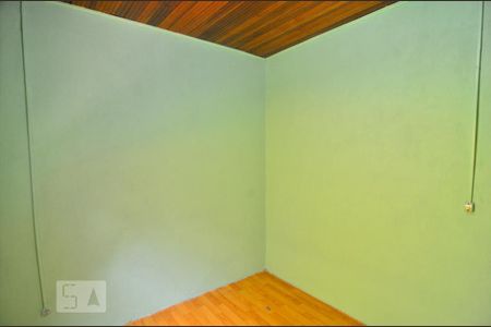 Quarto 2 de casa à venda com 3 quartos, 120m² em Guajuviras, Canoas