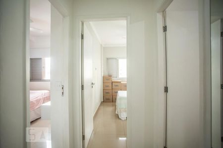 Corredor - Quartos de apartamento à venda com 3 quartos, 75m² em Vila Santa Catarina, São Paulo