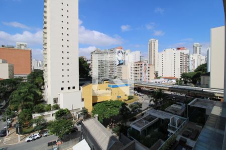 Vista da suíte  de kitnet/studio para alugar com 1 quarto, 33m² em Barra Funda, São Paulo