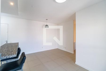 Sala de apartamento à venda com 2 quartos, 65m² em Vila Nova Alba, São Paulo