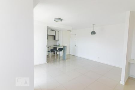 Sala de apartamento para alugar com 2 quartos, 65m² em Vila Nova Alba, São Paulo