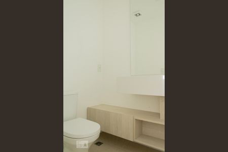 Lavabo de apartamento para alugar com 1 quarto, 72m² em Indianópolis, São Paulo