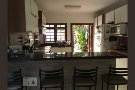 Cozinha de casa à venda com 4 quartos, 236m² em Vila Cruzeiro, São Paulo