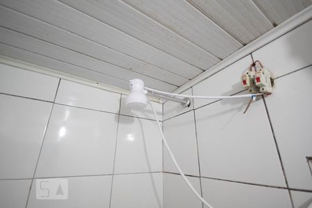 Banheiro de casa para alugar com 1 quarto, 15m² em Bela Vista, Osasco