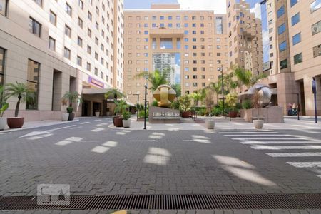 Studio para alugar com 34m², 1 quarto e 1 vaga Studio para alugar com 34m², 1 quarto e 1 vagaFachada