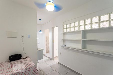 Sala de apartamento para alugar com 1 quarto, 24m² em Centro, Niterói