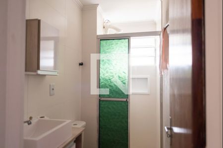 Banheiro de apartamento para alugar com 1 quarto, 45m² em Santa Tereza, Porto Alegre