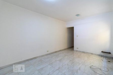 Sala de casa para alugar com 2 quartos, 120m² em Vila Dionisia, São Paulo