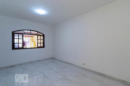 Sala de casa para alugar com 2 quartos, 120m² em Vila Dionisia, São Paulo