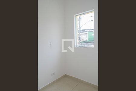 Sala de casa para alugar com 2 quartos, 85m² em Vila Dionisia, São Paulo