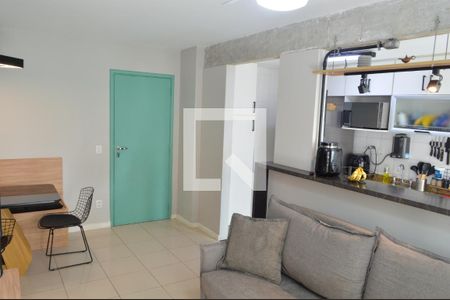 Sala de apartamento para alugar com 2 quartos, 71m² em Jacarepaguá, Rio de Janeiro