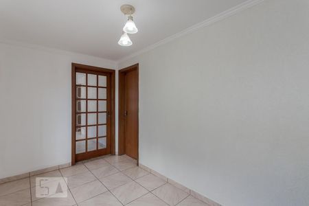 Sala 1 de casa à venda com 2 quartos, 300m² em Bom Jesus, Porto Alegre