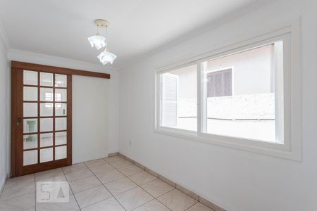 Sala 2 de casa à venda com 2 quartos, 300m² em Bom Jesus, Porto Alegre