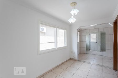 Sala 2 de casa à venda com 2 quartos, 300m² em Bom Jesus, Porto Alegre