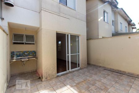 Varanda Gourmet de casa de condomínio para alugar com 2 quartos, 95m² em Jardim Pioneira, Cotia