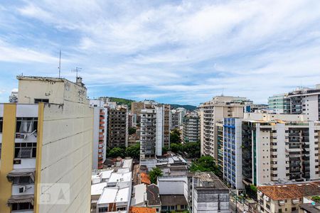Vista da Sala  de apartamento à venda com 3 quartos, 130m² em Icaraí, Niterói
