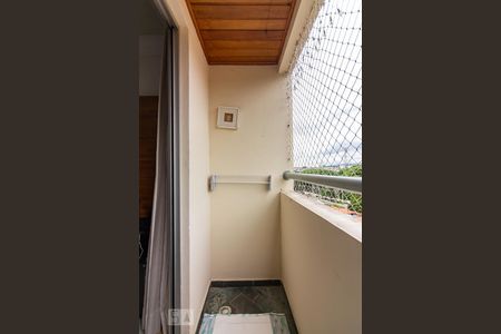 Varanda de apartamento à venda com 3 quartos, 65m² em Parque Continental, Osasco