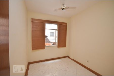 Suíte de apartamento para alugar com 2 quartos, 80m² em Icaraí, Niterói