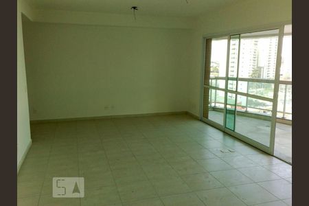 Apartamento à venda com 157m², 4 quartos e 4 vagasSala