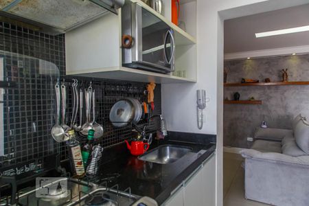 Cozinha de apartamento à venda com 2 quartos, 68m² em Água Rasa, São Paulo