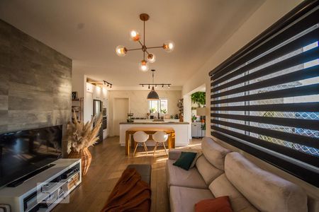 Sala de apartamento à venda com 2 quartos, 94m² em Fazenda Santa Cândida, Campinas