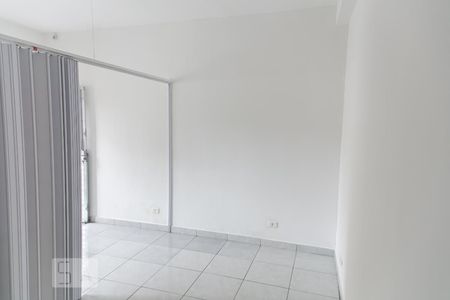 Quarto  de kitnet/studio para alugar com 1 quarto, 30m² em Vila Guilherme, São Paulo