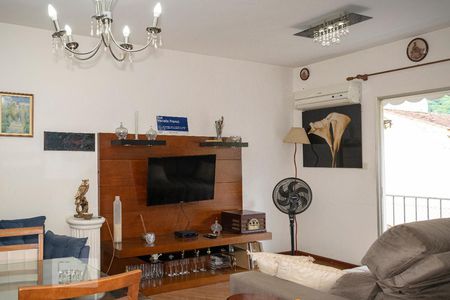 Apartamento à venda com 76m², 2 quartos e 1 vagaSala