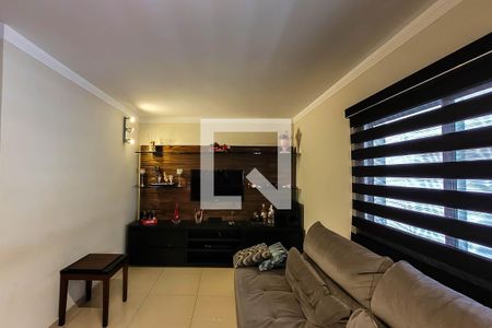 Sala de Estar de casa de condomínio à venda com 3 quartos, 157m² em Vila Santo Estéfano, São Paulo