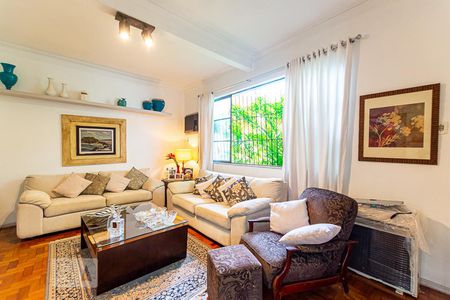 Sala de casa à venda com 4 quartos, 800m² em Icaraí, Niterói