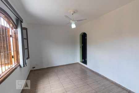 Suíte 1 de casa à venda com 4 quartos, 230m² em Vila Nhocune, São Paulo