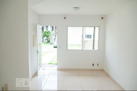 Sala de casa à venda com 2 quartos, 55m² em Taquara, Rio de Janeiro