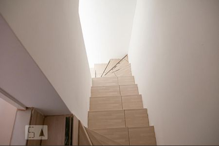 Escada de casa à venda com 2 quartos, 55m² em Taquara, Rio de Janeiro